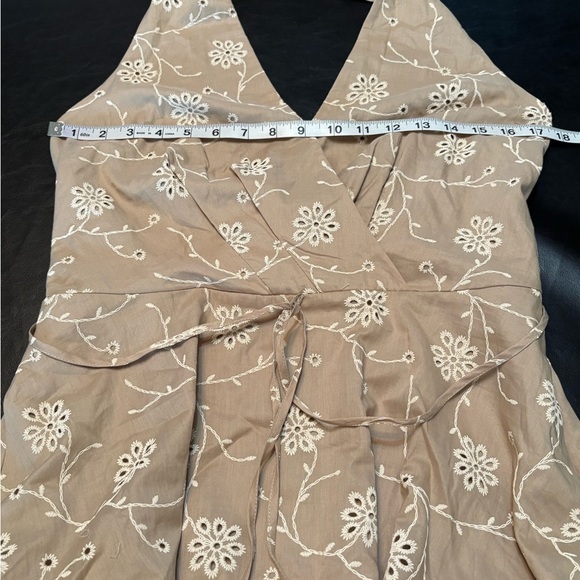 Joie Floral Backless Dress w/ Front Pockets. NWT size 8 side zip beaded tie belt - Picture 8 of 16